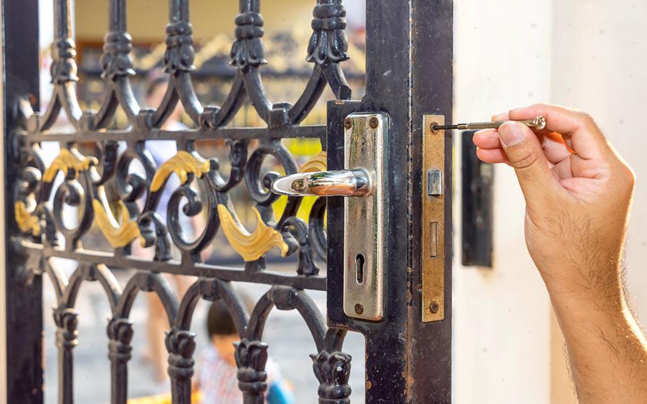 changer cylindre serrure Étréchy